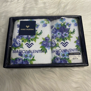 VALENTINO mario towel gift set
